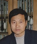 韦选毅